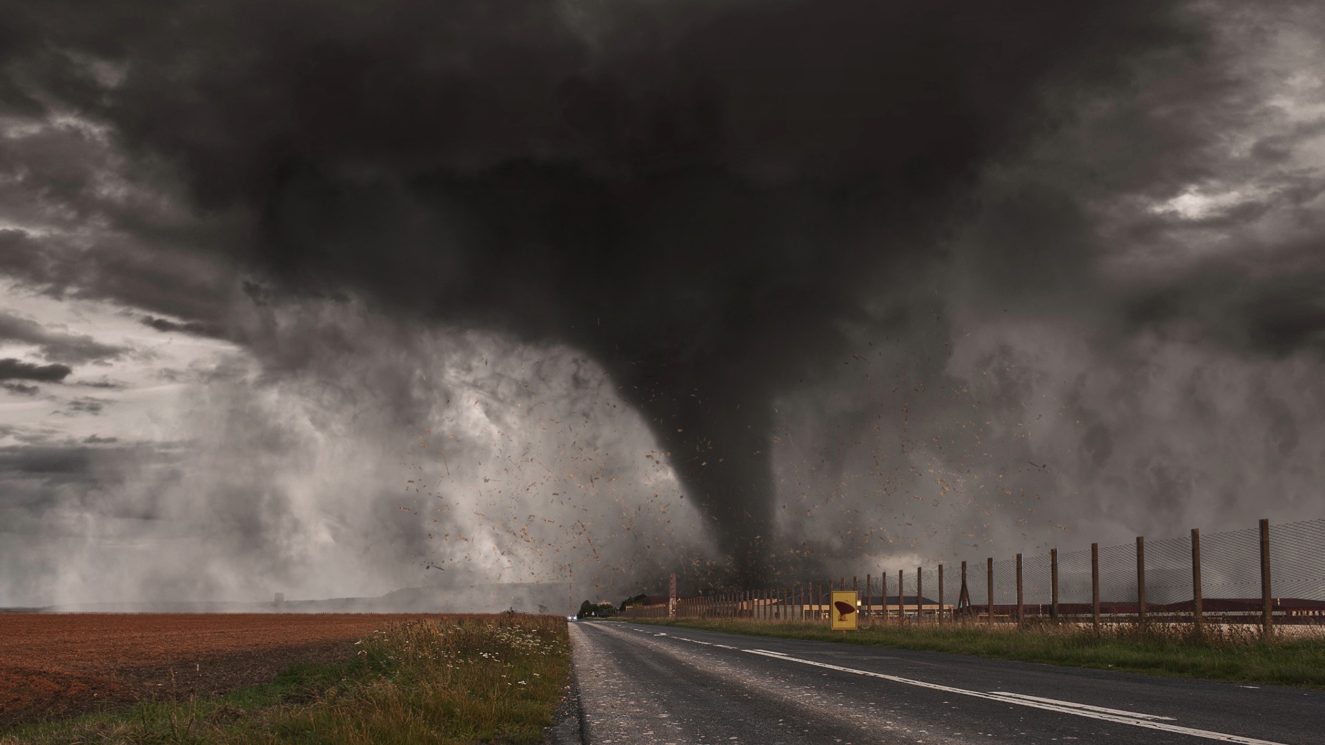 tornado near road