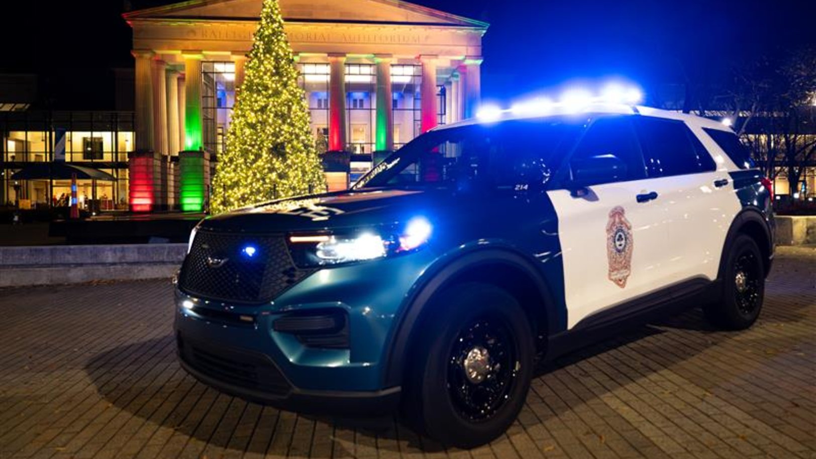 picture of a police vehicle