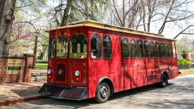Raleigh trolley outside of the Mordecai Historic Park