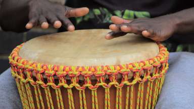Hands on African drumming