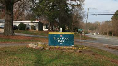 Dix Edge Eliza Pool Park