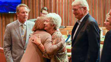 Gail Smith Hugged by Mayor Baldwin
