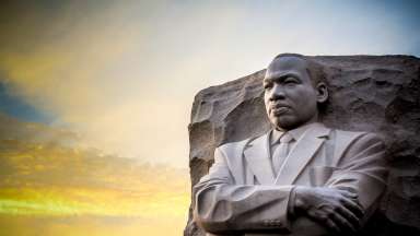 mlk statue