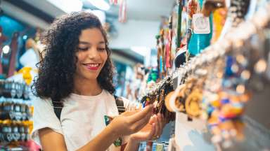 teenager buying in the craft fair