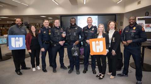 RPD officer receiving award