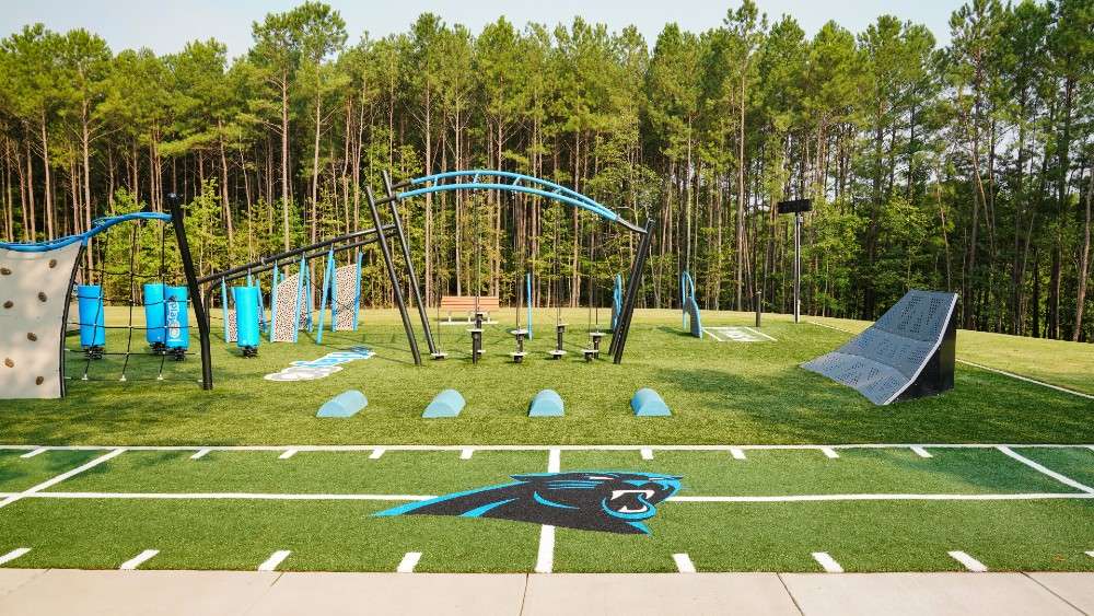 Side view of the Panther Play 60 course and 40 yard dash