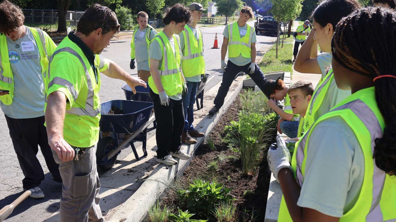Rain Garden Apprenticeship