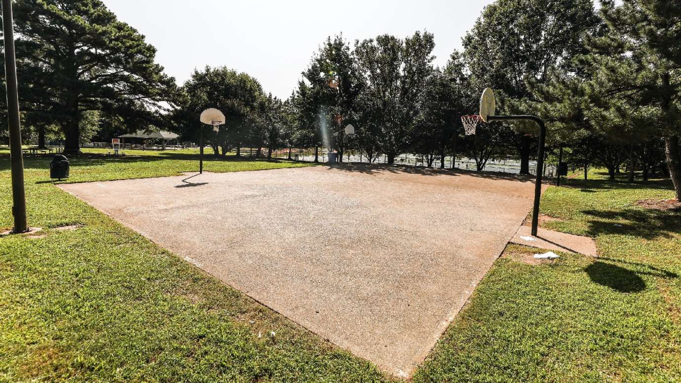 outdoor basketball court