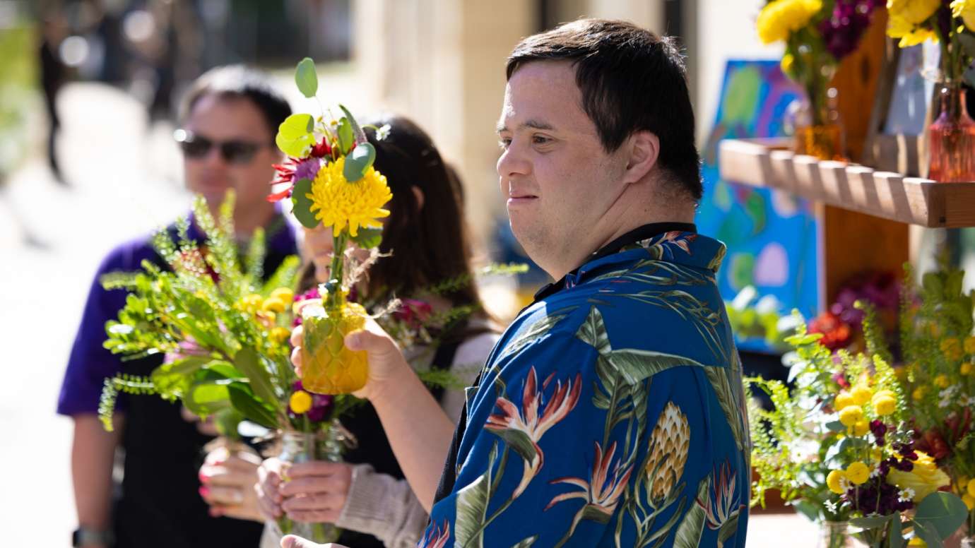 Gigis Playhouse Flower