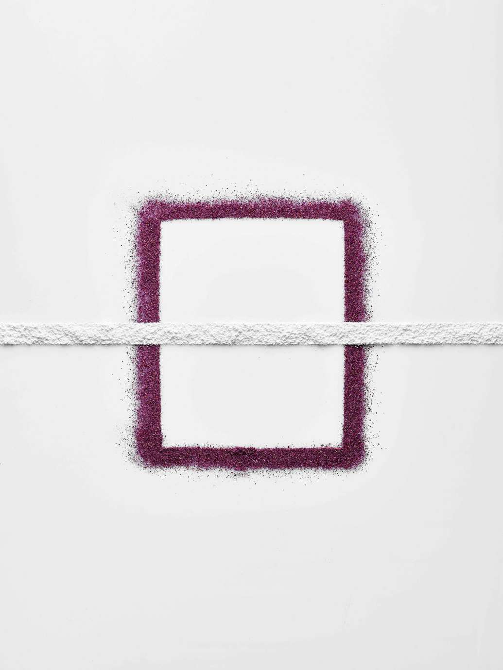 Square of powder intersecting white line