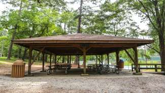 An outdoor picnic shelter at Biltmore Hills Park