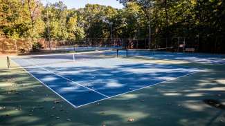 Cedar Hills Park outdoor tennis court