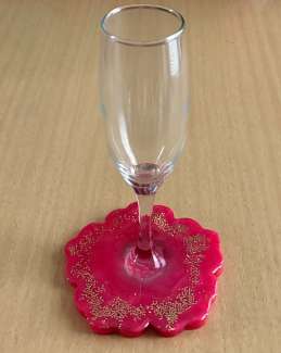 a wine glass with a bottom made of resin
